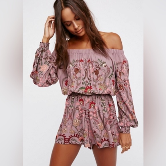 Free People Pants - Free People Pretty & Free Pink Rustic Off The Shoulder Romper Size XS